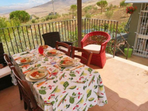 Charming Apartment in Lercara Friddi with Terrace